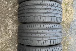 Pneumatici Hankook Ventus S1 Evo3 245/40R18