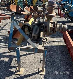 Pompa Caprari con cavalletto e cardano