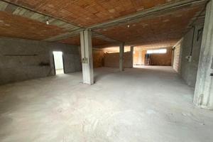 Rif.RI0408| magazzino sellia marina