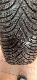 195/60 R15 invernali con cerchione