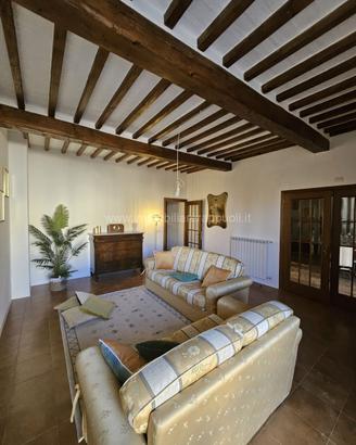 AP1238 - Sinalunga elegante appartamento di 128 mq