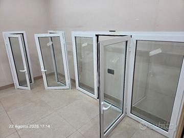 2 finestra alluminio R40 complete di telaio 
