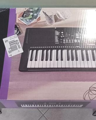 Tastiera Yamaha PSR E373 con supporto regolabile