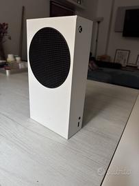 Xbox serie S + 2 Controller+ scatola