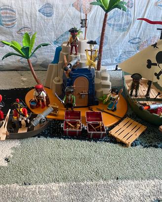 Playmobil nave pirata ed isola dei pirati