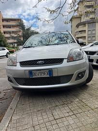FORD Fiesta 5ª serie - 2006