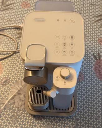 Nespresso De'Longhi Lattissima One