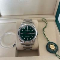 rolex OP 124300 green nuovo 2025