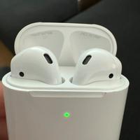 AirPods 2 generazione custodia ricarica wireless