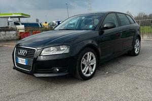Audi a3 1.6 diesel cambio manuale 166.000km