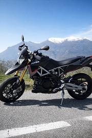 Aprilia Dorsoduro 750