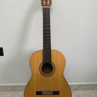 Chitarra classica YAMAHA