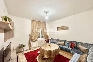 TRILOCALE CON BALCONE