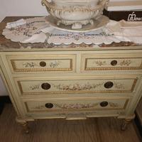 cassettiera stile Luigi XVI