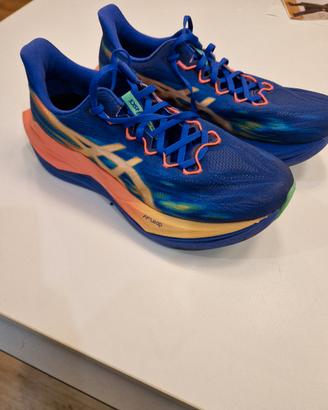Asics Superblast 3 tg. 42,5