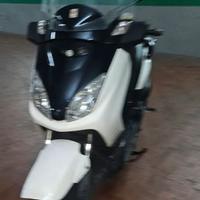 Yamaha xmax 250 IMMEDIATO REALIZZO