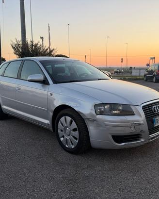 AUDI A3 SPB 2.0 16V TDI Ambiente