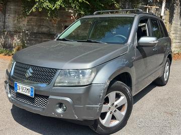 Suzuki Grand Vitara 1.9 DDiS 5 porte 4x4 unico pro