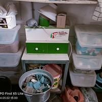 Gabbie e attrezzatura varia