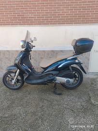 Piaggio Beverly Tourer 300