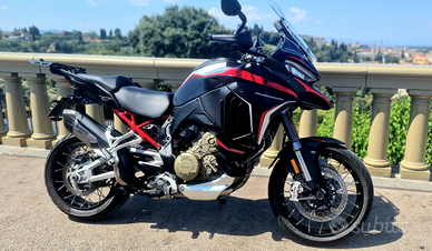 Ducati multistrada v4 S travel pack Rally style