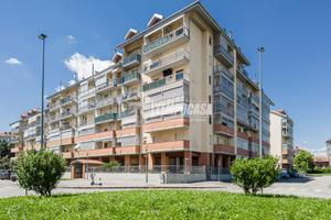 AMPIA SOLUZIONE BILIVELLO DI RECENTE COSTRUZIONE C