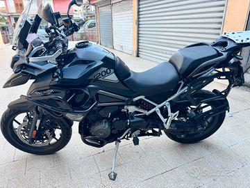 Triumph Tiger 1200 :In Viaggio, Ovunque, Sognare