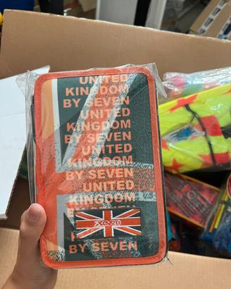 Astuccio Seven nuovo con cartellino