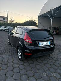 Ford fiesta 2010