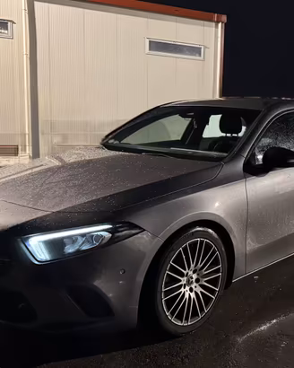 Mercedes-Benz Classe A 180 d Sport Automatic