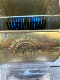 Intonacatrice.  In lamiera nuova