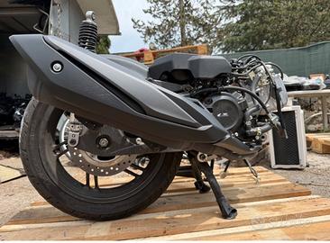 Ricambi blocco motore sh 350 25/26