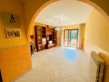 Appartamento di recente costruzione con sottotetto