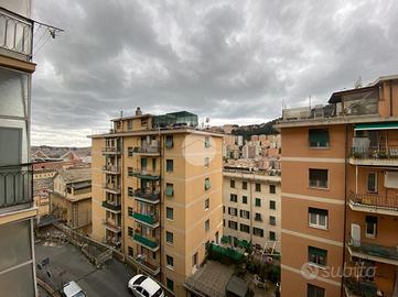 4 LOCALI A GENOVA