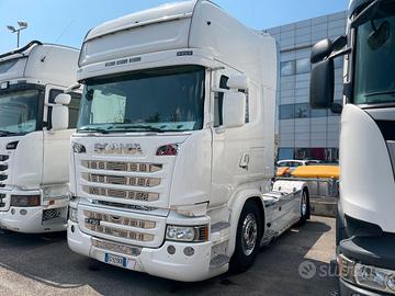 Scania r 730 v8