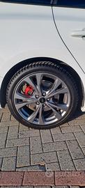 CERCHI CON  GOMME INVERNALI FORD FOCUS  DA 18"