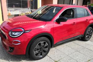 Fiat 600 ibrida cambio automatico