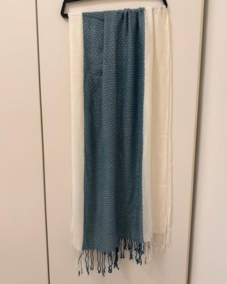 Pashmina di cotone, azzurra e bianca, marca Scout