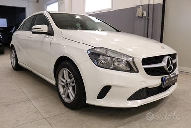 MERCEDES-BENZ A 160 d Executive