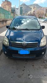 TOYOTA COROLLA VERSO
