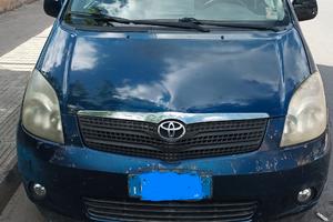 TOYOTA COROLLA VERSO