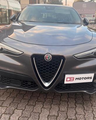 Alfa Romeo Stelvio 2.2 Turbodiesel 160 CV AT8 RWD 