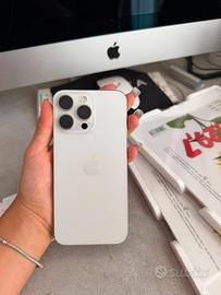 Iphone 15 pro max 256gb white titanium