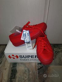 Superga rosse NUOVE CON ETICHETTA 