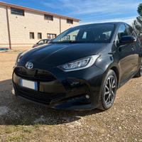 TOYOTA YARIS Hybrid Trend Hatchback Full Optional