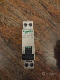 Magnetotermico Schneider Electric C10