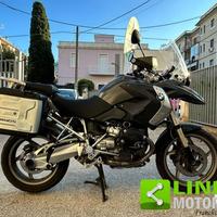 BMW R 1200 GS .