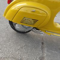 Vespa 50 special
