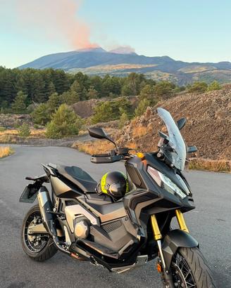 Honnda X-ADV 750 2023