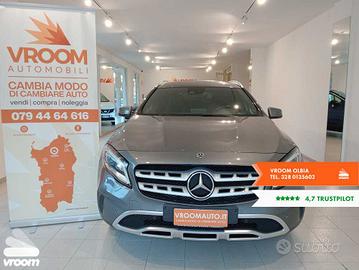 MERCEDES GLA (X156) GLA 200 d Automati...